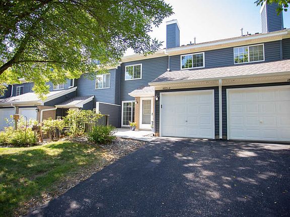 3rd image of 1855 Donegal Dr APT 4