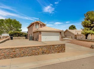 102 Torrey Pines Dr, Santa Teresa, NM 88008