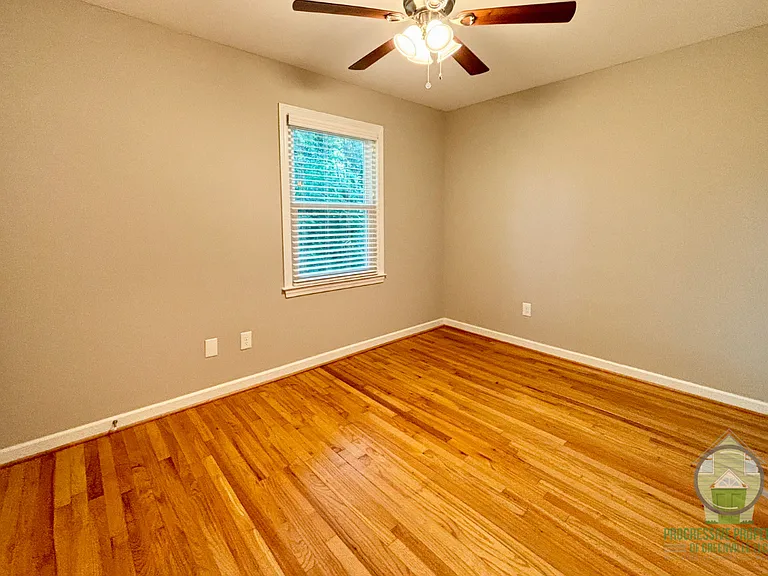 802 Hampton Ave #A — Photo 7