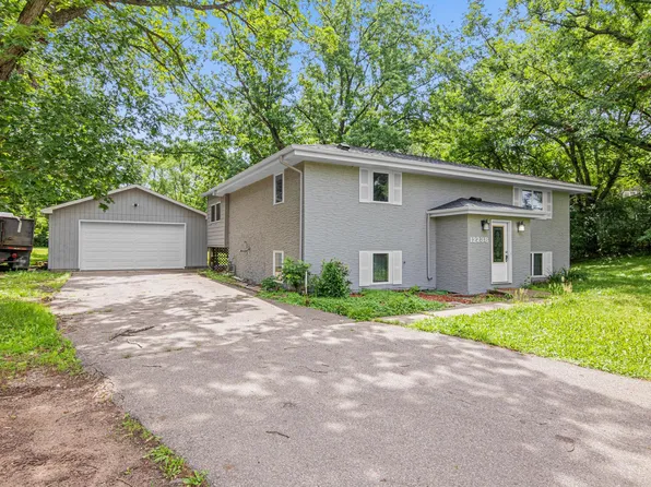 12238 S Robert Trl, Rosemount, MN 55068