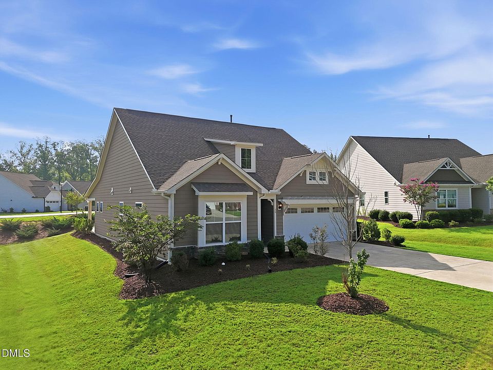 1st image of 30 Bramblewood Dr