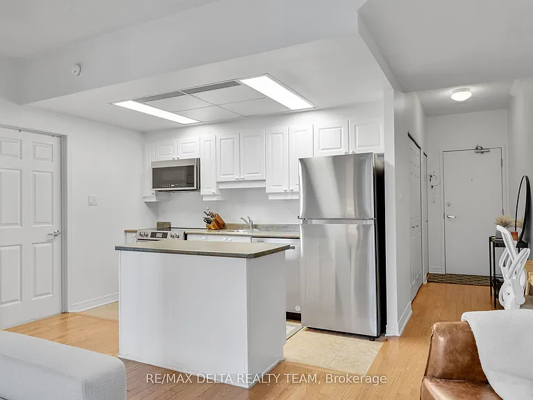 134 York St #205 — Photo 14