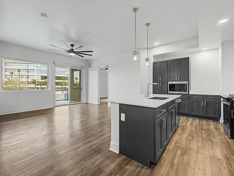 3131 N Central Ave #4011 — Photo 13