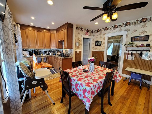 5th image of 11 Payson St #1