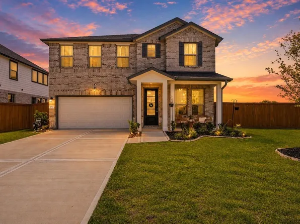 2713 Jumeirah Ln, La Marque, TX 77568