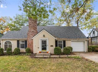 2711 W 51st Ter, Westwood, KS 66205