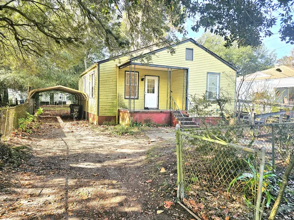2224 Suffolk St, North Charleston, SC 29405