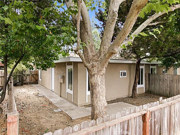 3rd image of 454-456 10th St
