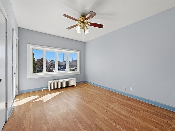 4th image of 1512 S 50th Ct