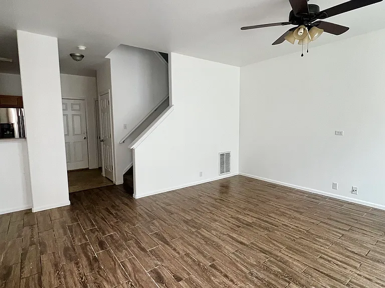 6143 Sierra Grande Point — Photo 5