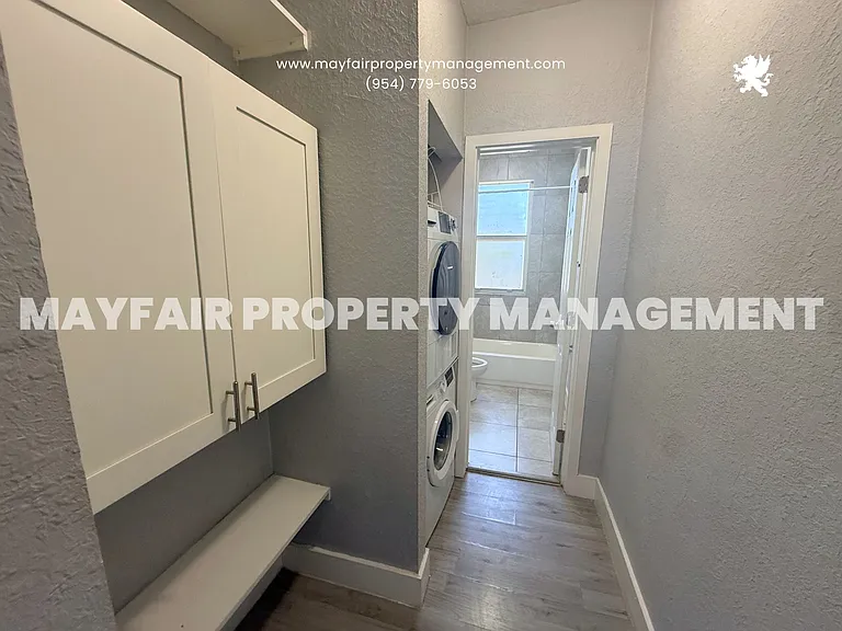 702 S 17th Ave #8 — Photo 5