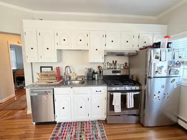 518 Main St #1, Medford, MA 02155