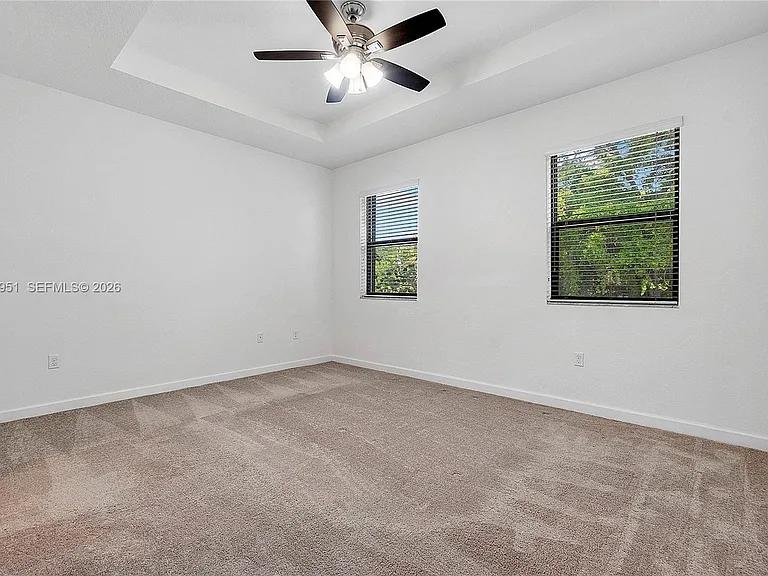 1541 SW 28th St #1541 — Photo 11
