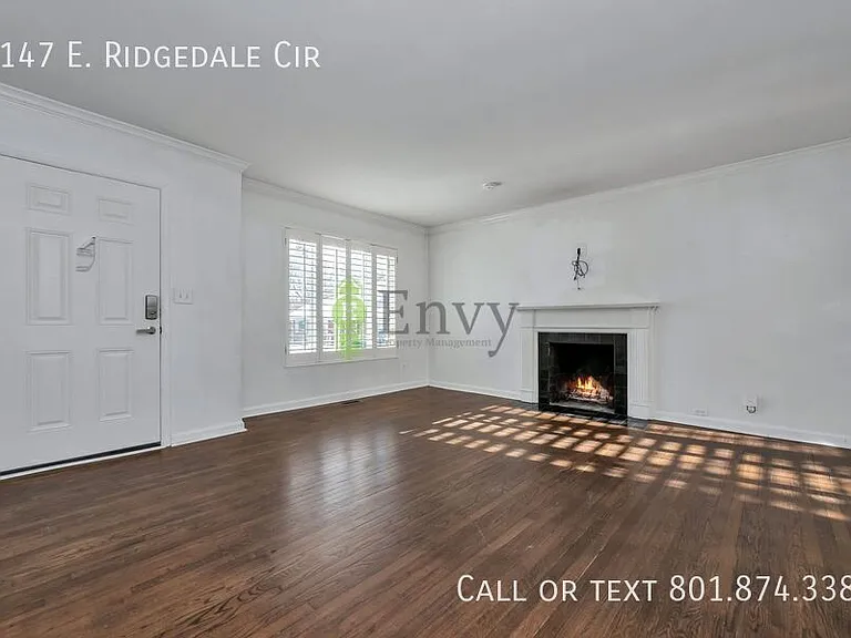 1147 E Ridgedale Cir — Photo 9