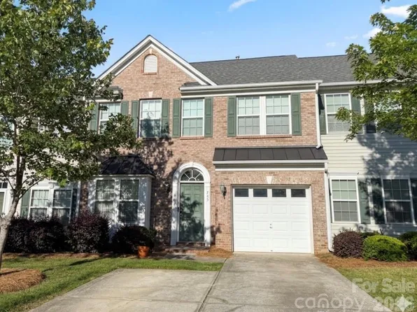 745 Prospect Ln, Fort Mill, SC 29708