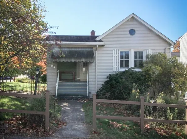388 Porte St, Oakmont, PA 15139