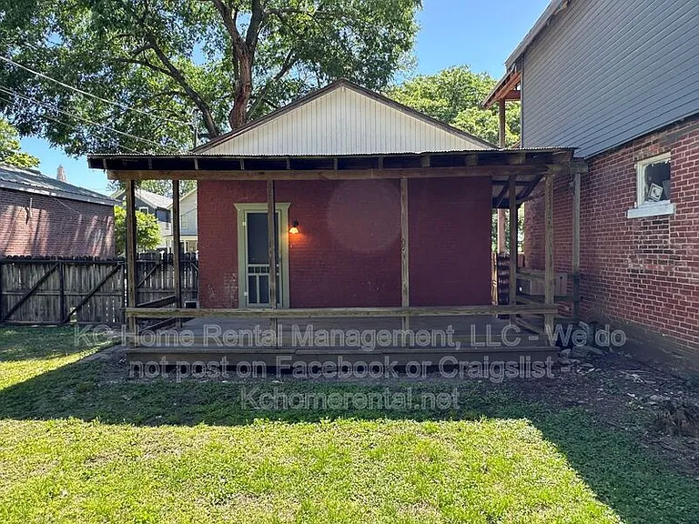 1648 Jefferson St — Photo 26