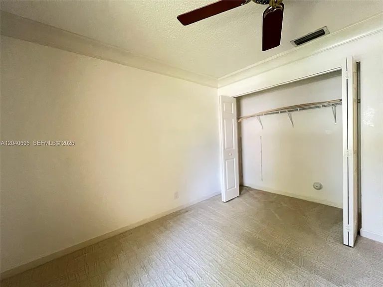 4324 NW 65th Ter — Photo 32