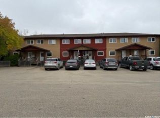 7 Allan Bay #8, Yorkton, SK S3N3H1