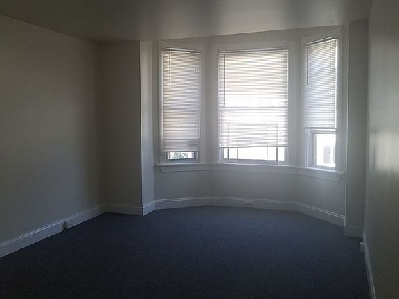 4th image of 625 W Washington St APT 5E