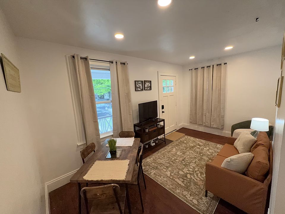 1st image of 5121 Imwalle Ave #1