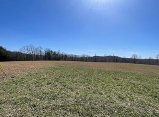 4 Clark Ln, Pikeville, TN 37367