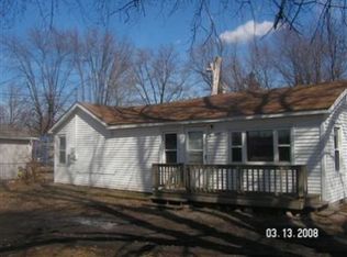 2827 County Line Rd, Portage, IN 46368
