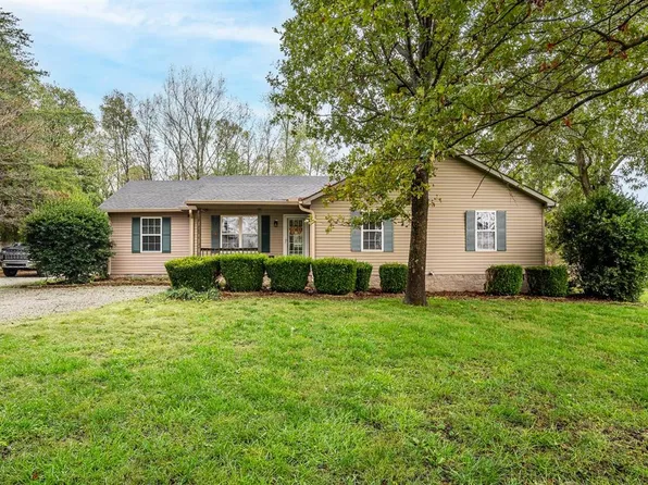 2689 Echo Valley Rd, Auburn, KY 42206