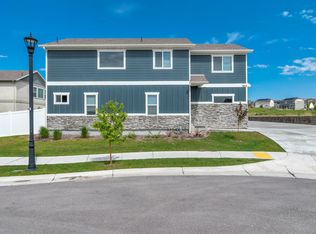 8713 N Somerset Aly, Eagle Mountain, UT 84005