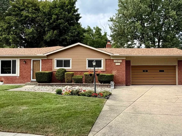 11971 Fairview Dr, Sterling Heights, MI 48312