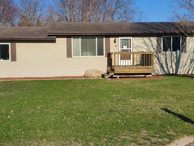 898 Maple Dr, Dresser, WI, 54020