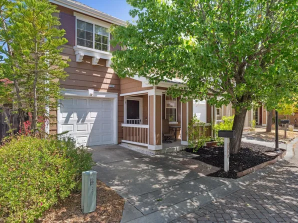 1125 Brighton View Circle, Petaluma, CA 94952