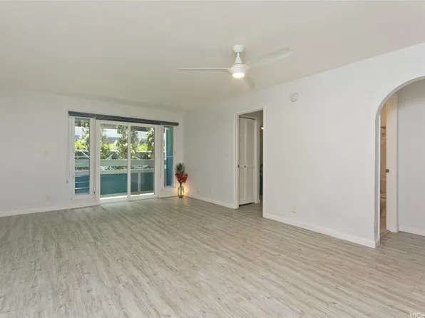 355 Aoloa St APT L103, Kailua, HI 96734