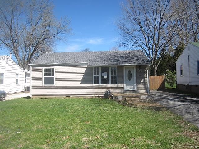 1st image of 9607 Echo Ln
