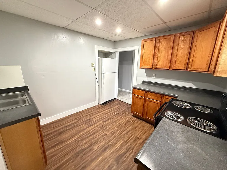 843 Bennett St N #613-W-& — Photo 8