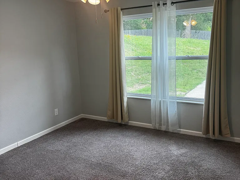 180 Lakeland Dr #401 — Photo 14