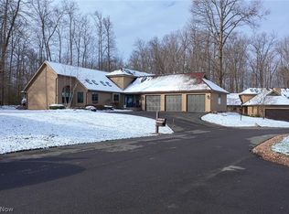 4924 Summerwind Dr, Medina, OH