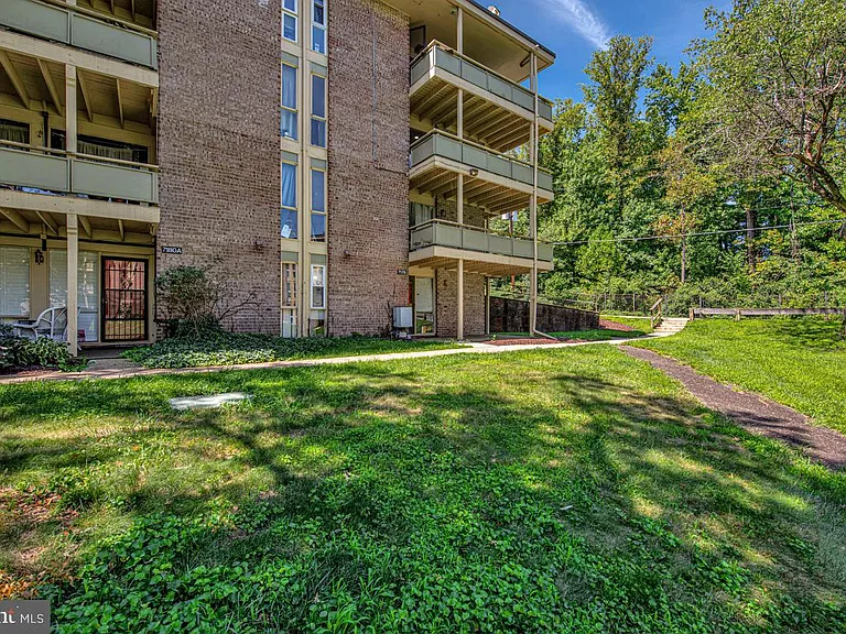 7170 Donnell Pl #C1 — Photo 34