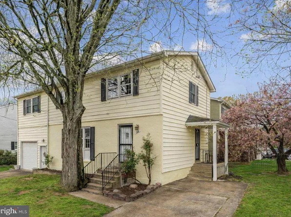 200 S Adams St, Arlington, VA 22204