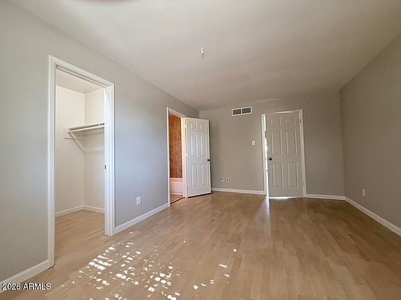 5th image of 1004 E Osborn Rd