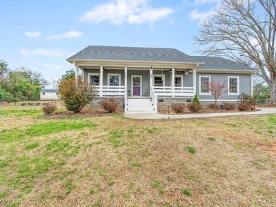 105 Carlton St, Greenwood, SC, 29649