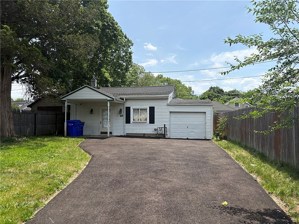 1st image of 65 Wheeldon Dr