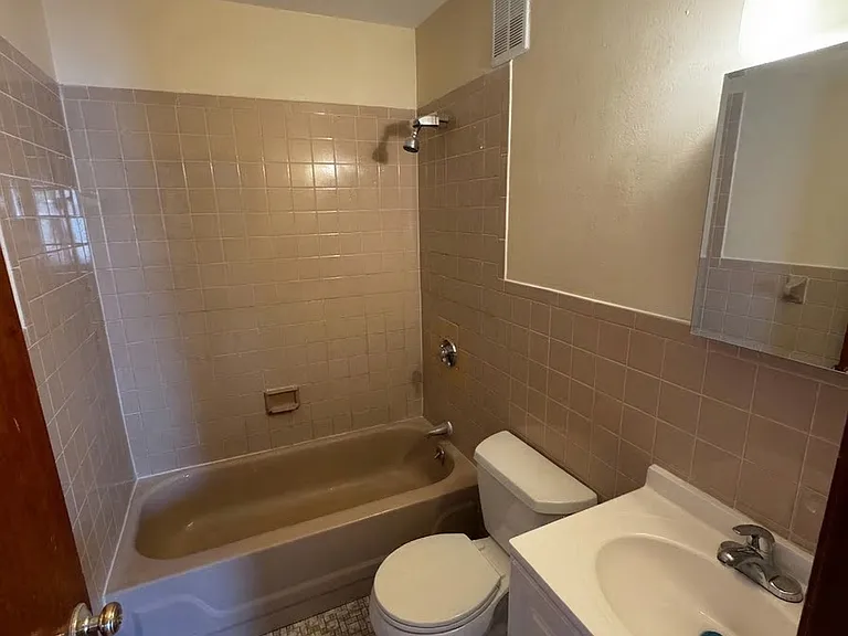 6 Lowell Ter #2 — Photo 5