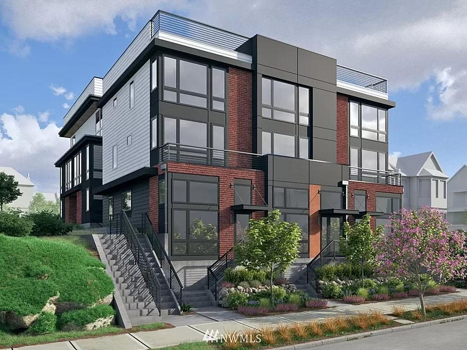 1st image of 2364 Franklin Ave E