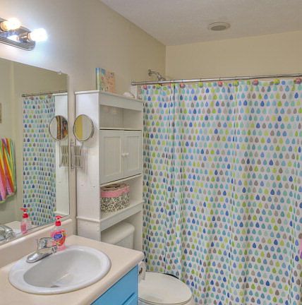 4th image of 163 Sherwood Forest Dr