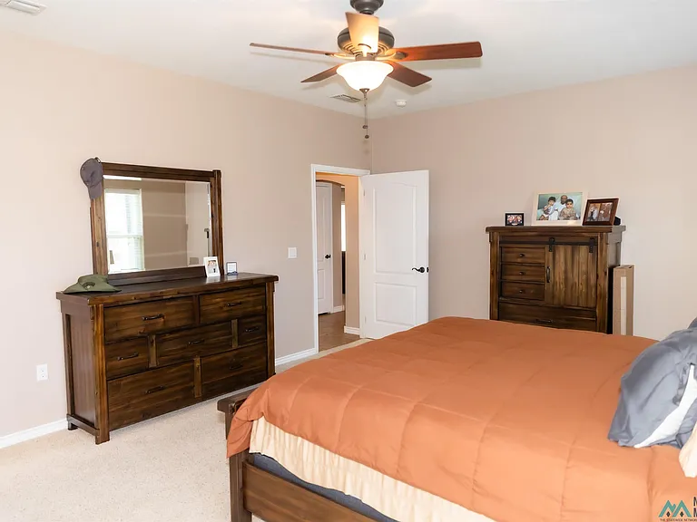 3008 Fred Daugherty Dr — Photo 28