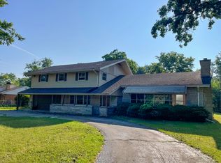 1642 SE River Rd, Montgomery, IL 60538