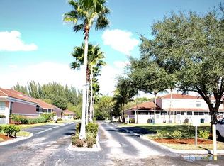 3829 Schoolhouse Rd E APT 5, Fort Myers, FL 33916