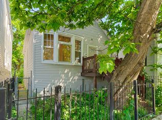 2922 E 78th Pl, Chicago, IL 60649