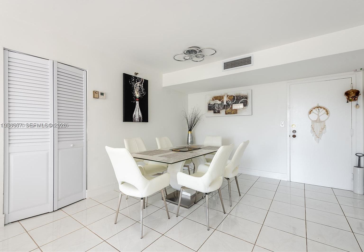 210 174th St APT 807 · 5